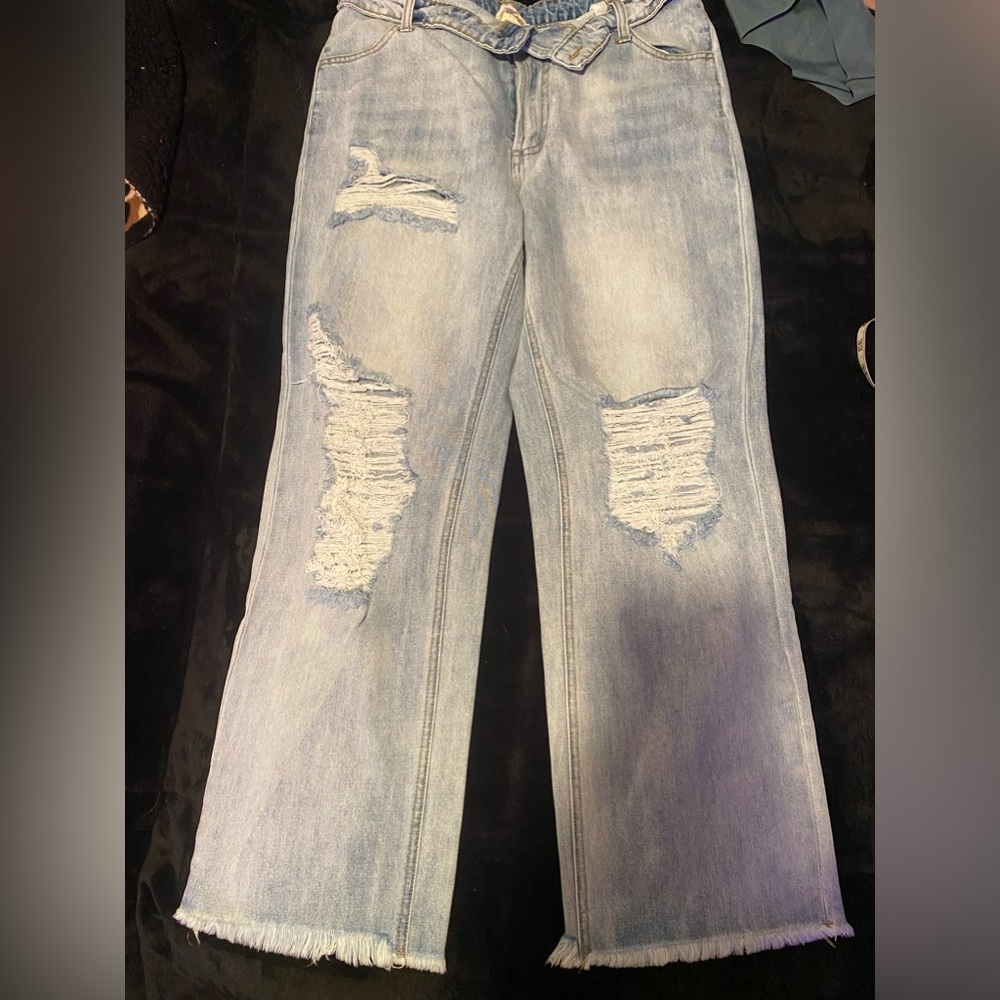 Distressed wide leg cropped jeans